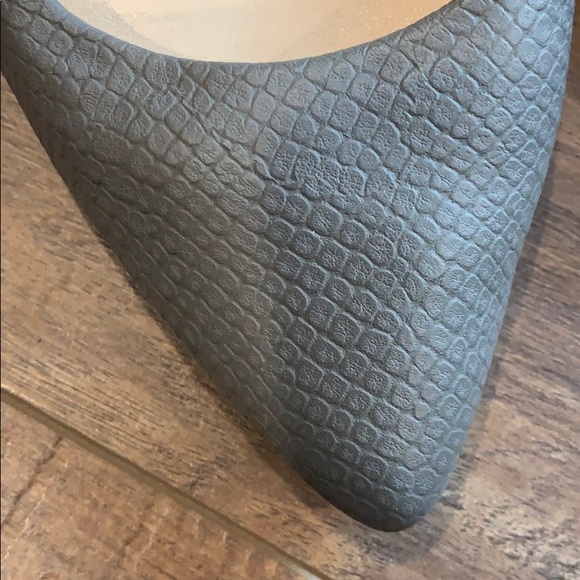 Heels - Picture 7 of 7